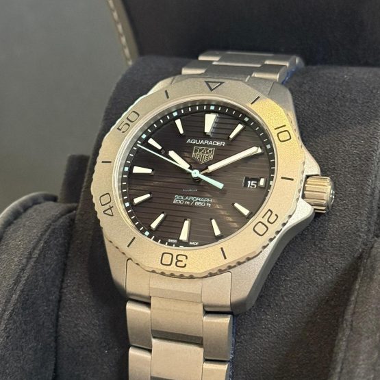 TAG-Heuer-Aquaracer-3