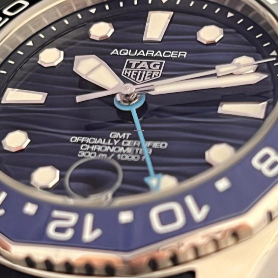 TAG-Heuer-Aquaracer-300M-32