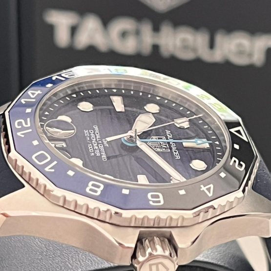 TAG-Heuer-Aquaracer-300M-33