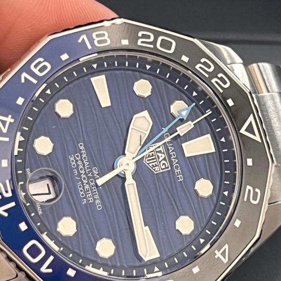 TAG-Heuer-Aquaracer-300M-37