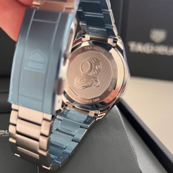 TAG-Heuer-Aquaracer-300M-50