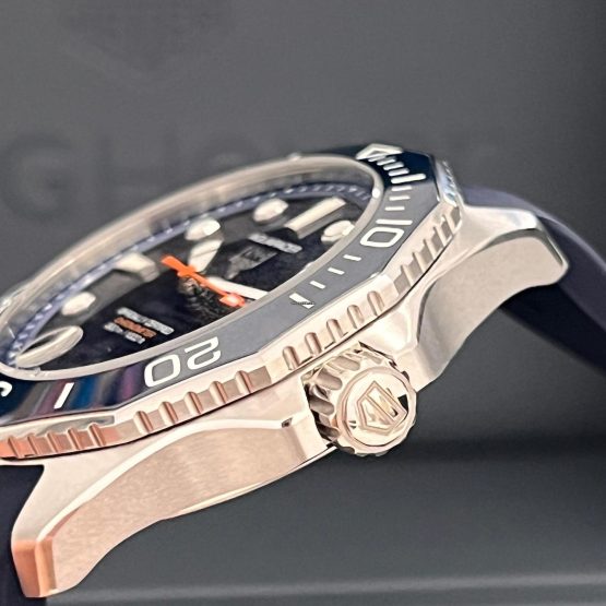 TAG-Heuer-Aquaracer-300M-53