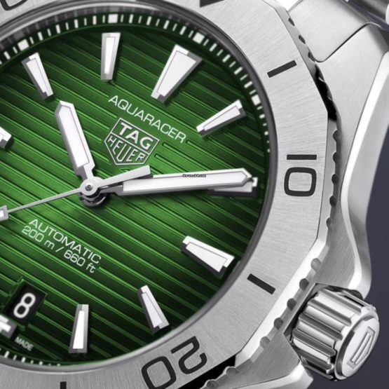 TAG-Heuer-Aquaracer-45
