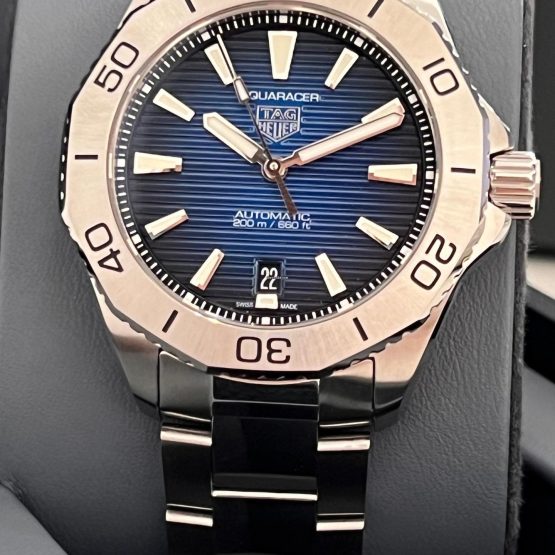 TAG-Heuer-Aquaracer-57