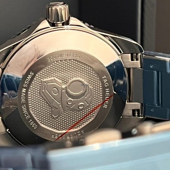 TAG-Heuer-Aquaracer-Lady-32