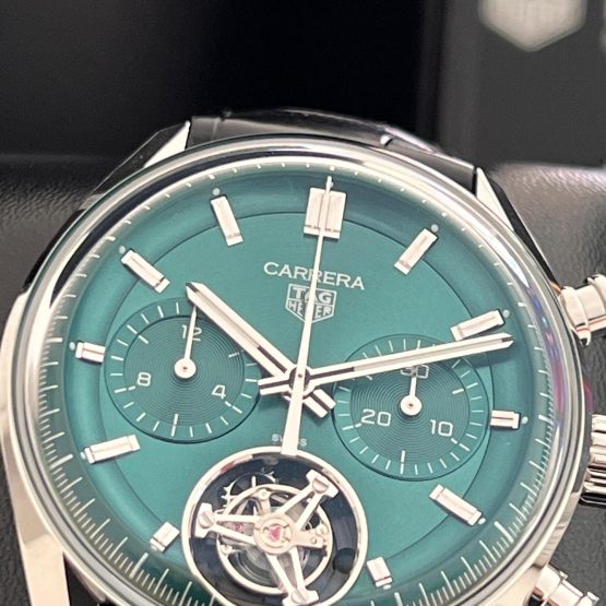 TAG-Heuer-Carrera-105