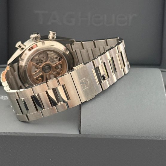 TAG-Heuer-Carrera-126