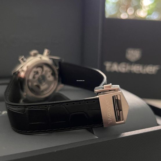 TAG-Heuer-Carrera-66