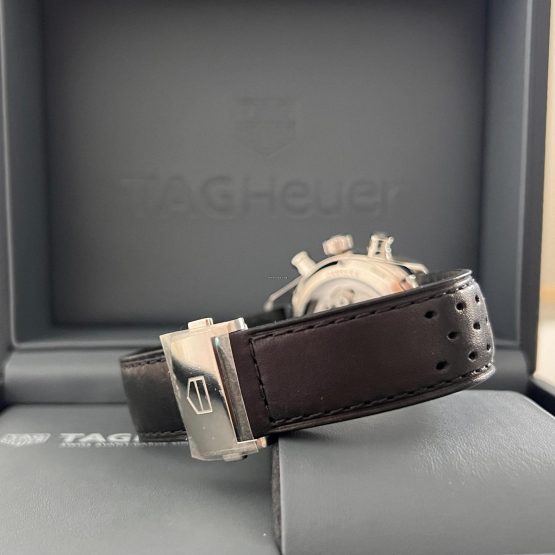 TAG-Heuer-Carrera-84