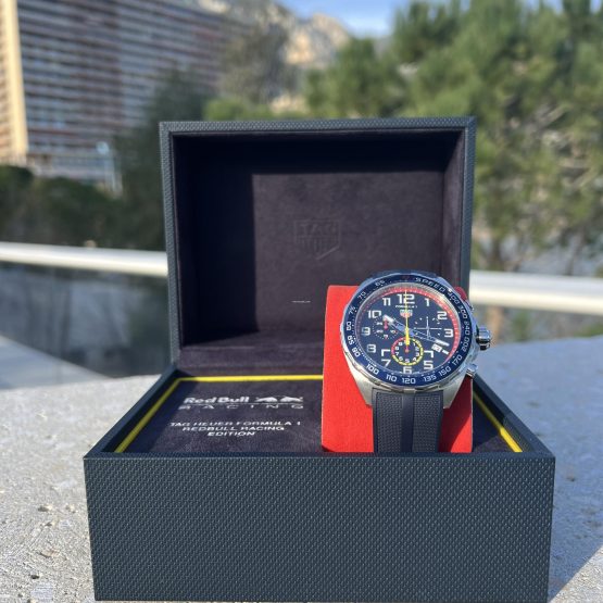 TAG-Heuer-Formula-1-Quartz-50