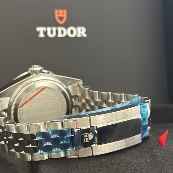 Tudor-Black-Bay-6