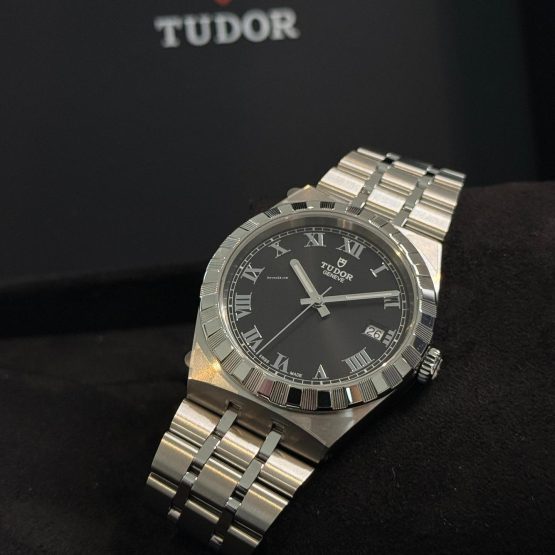 Tudor-Royal-4