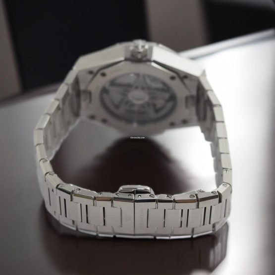 Zenith-Defy-Skyline-2