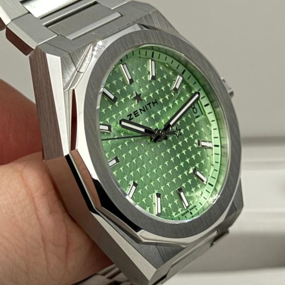 Zenith-Defy-Skyline-4